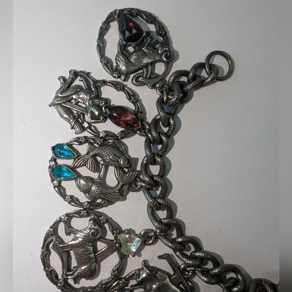 VTG FLORENZA SILVER TONE RHINESTONE ZODIAC CHARM BRACELET HEAVY - Picture 4 of 16